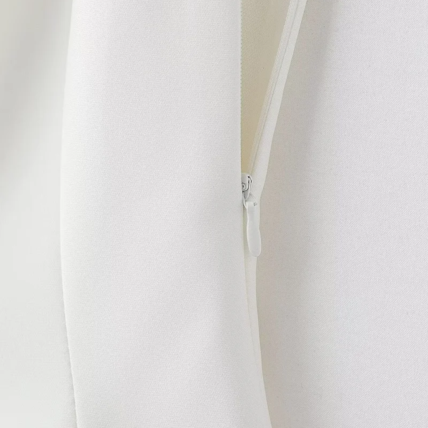 Grace | White Bow Pleated Off Shoulder Sleeveless Top